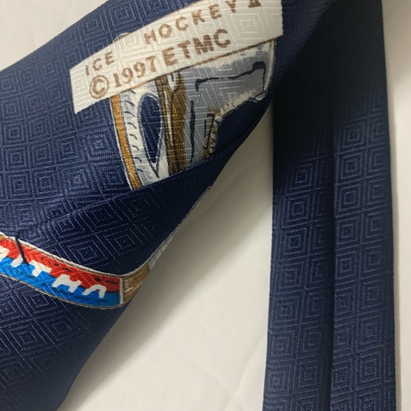 Vintage Suits Tie For Hockey Lovers Hockey Tie - Picture 5 of 5